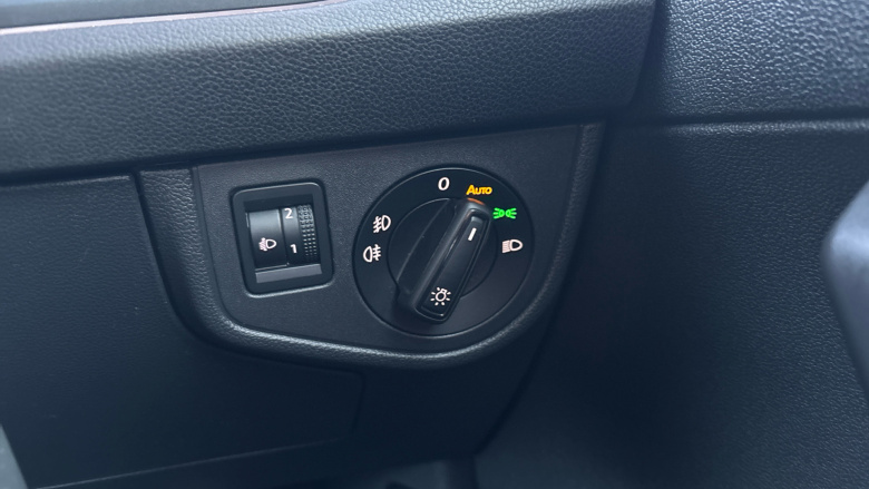 Volkswagen Taigo 1.0 TSI 115 R-Line 5dr DSG Petrol Hatchback